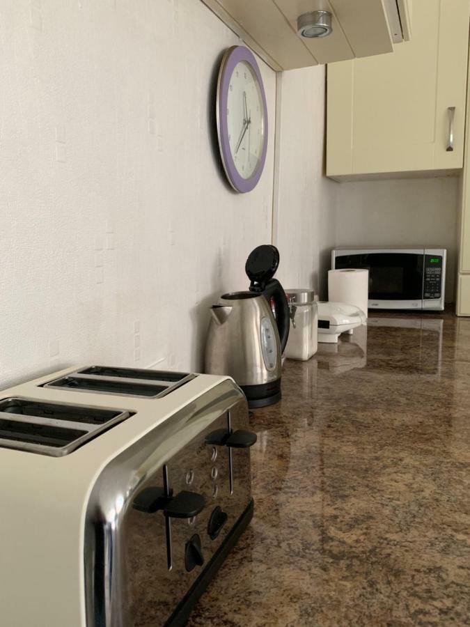 דירות ברנלי Travis House One מראה חיצוני תמונה
